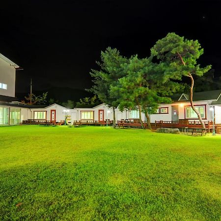 Sungbo Youth Hostel Mungyeong Buitenkant foto