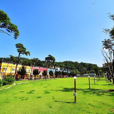 Sungbo Youth Hostel Mungyeong Buitenkant foto