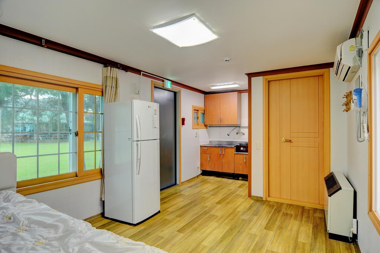 Sungbo Youth Hostel Mungyeong Buitenkant foto