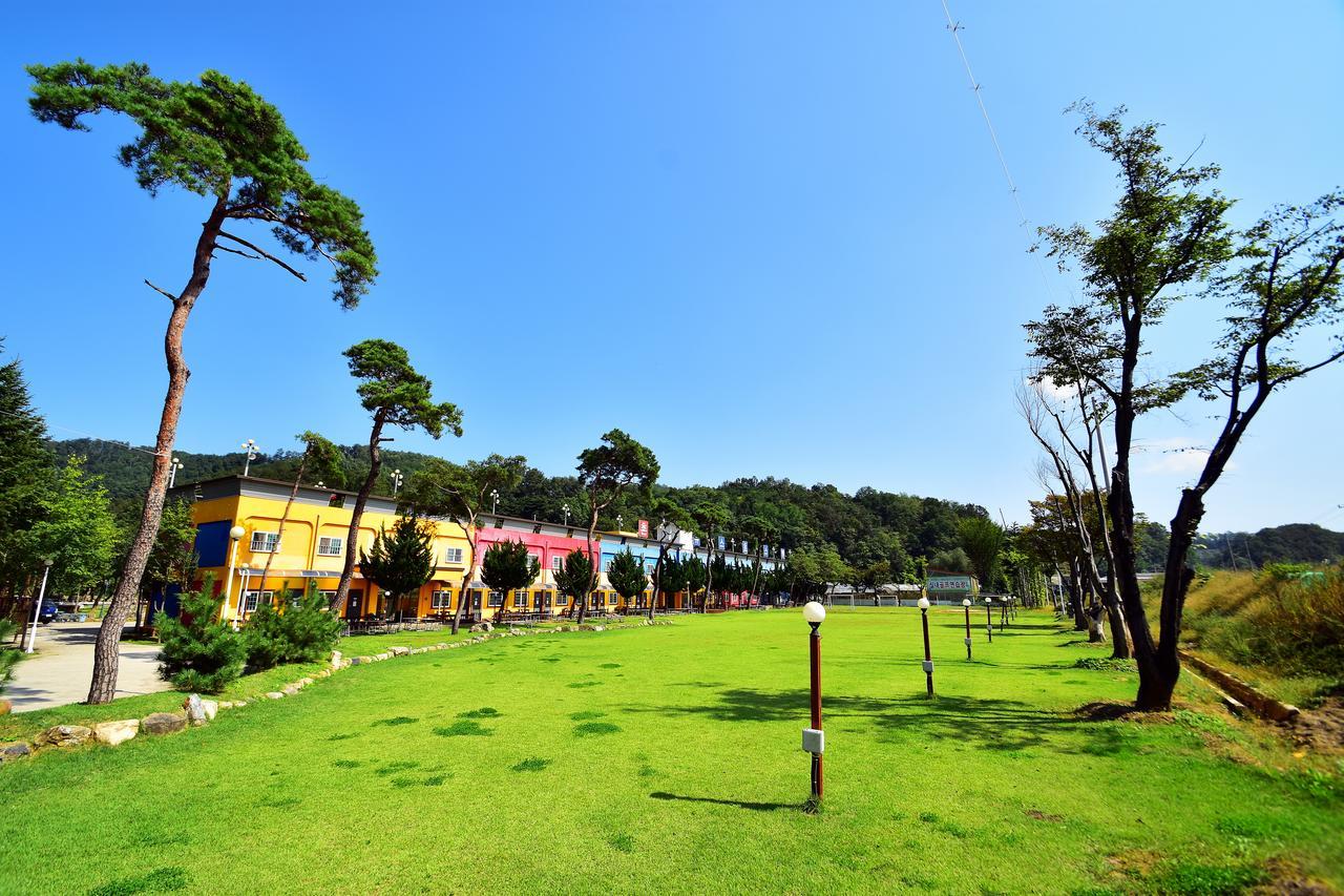 Sungbo Youth Hostel Mungyeong Buitenkant foto