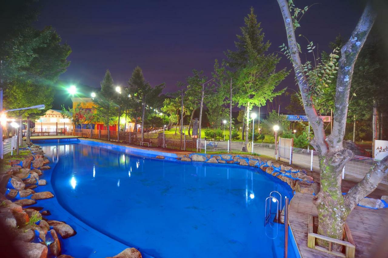 Sungbo Youth Hostel Mungyeong Buitenkant foto