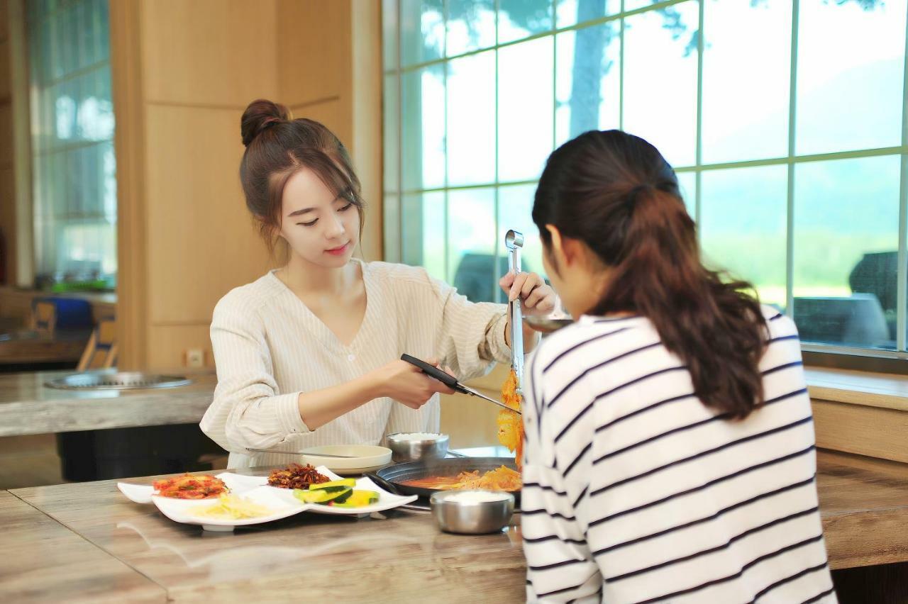 Sungbo Youth Hostel Mungyeong Buitenkant foto
