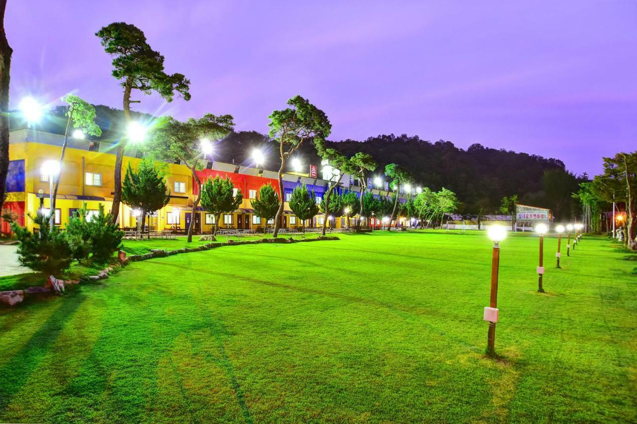 Sungbo Youth Hostel Mungyeong Buitenkant foto