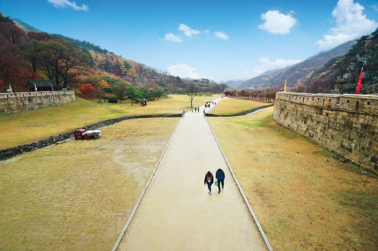 Sungbo Youth Hostel Mungyeong Buitenkant foto
